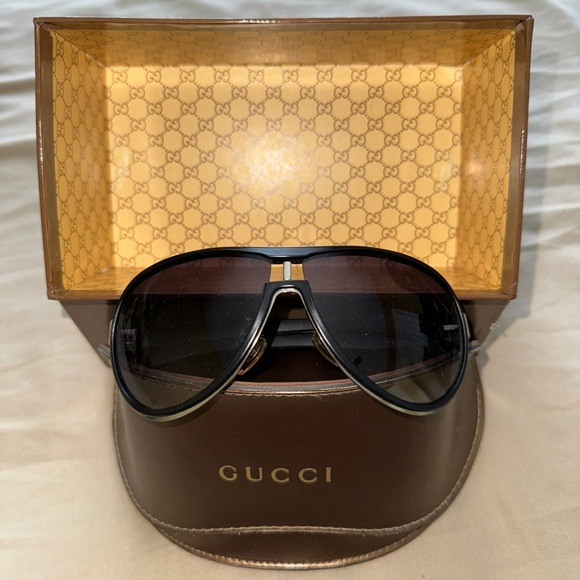 Gucci Sunglasses - Picture 1 of 3